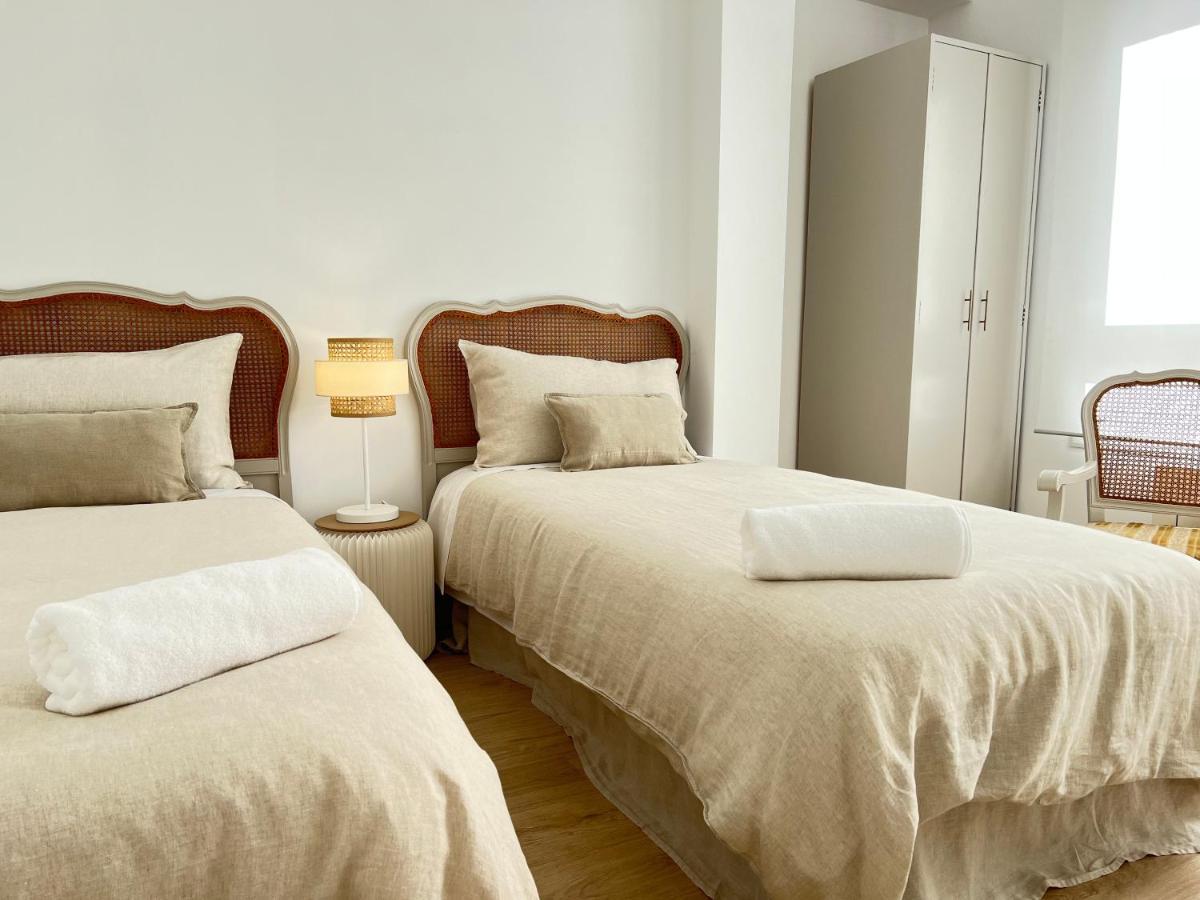 Ansar Suite Torrelavega Exterior photo