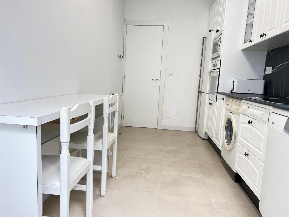 Ansar Suite Torrelavega Exterior photo