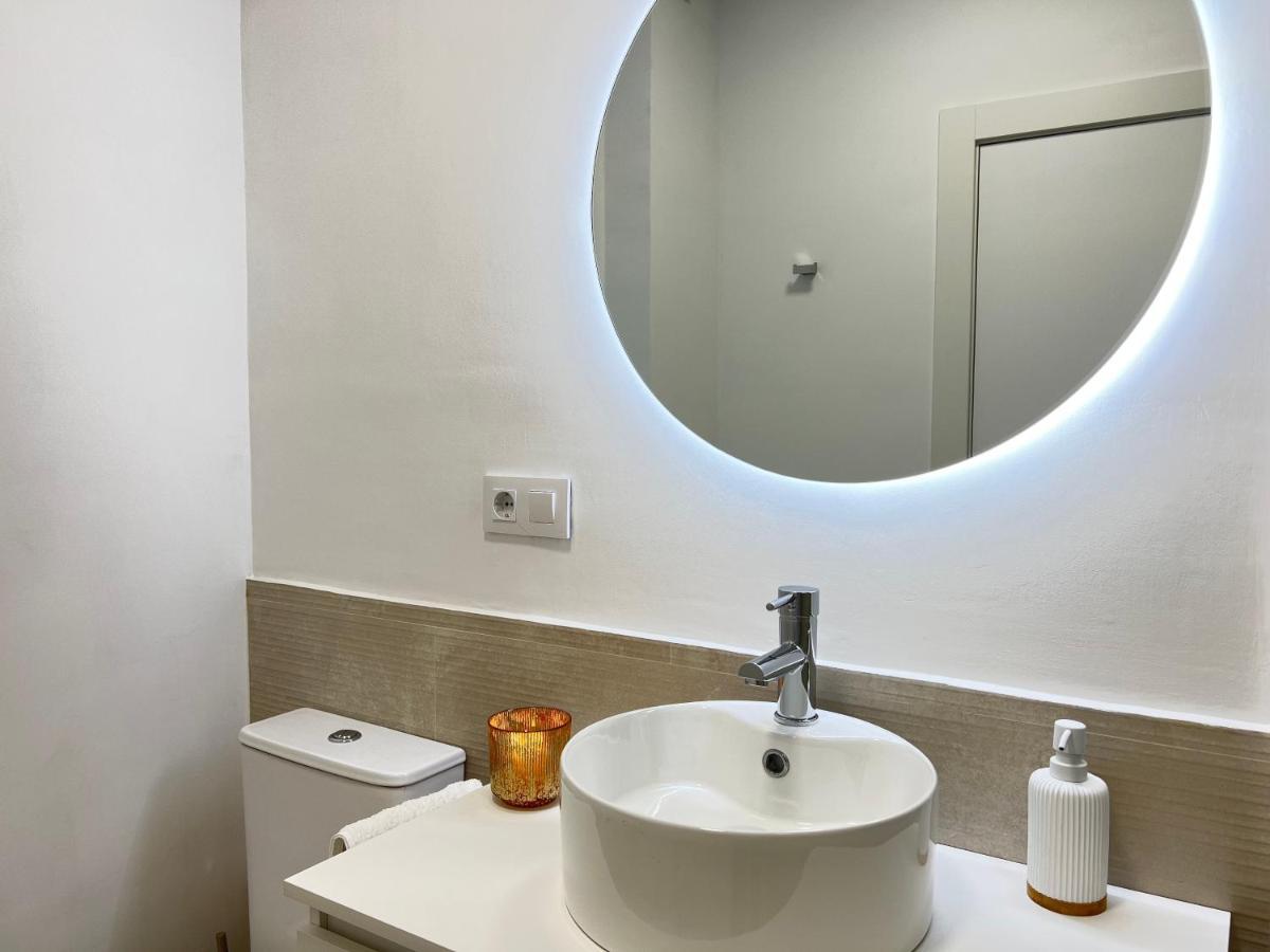 Ansar Suite Torrelavega Exterior photo
