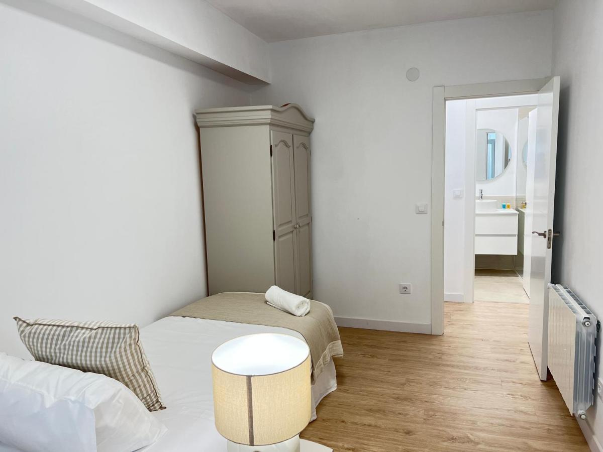 Ansar Suite Torrelavega Exterior photo